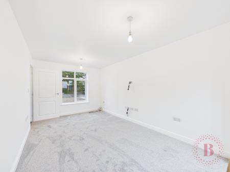 3 bedroom Semi-detached house to let in Highfield Avenue, Langwith, NG20