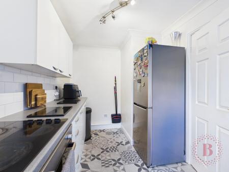 3 bedroom End of terrace house to let in Lincoln Drive, Mansfield Woodhouse, NG19
