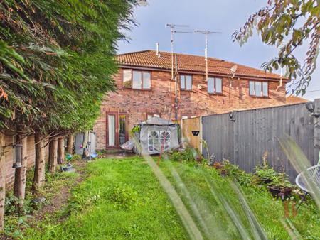 3 bedroom End of terrace house to let in Lincoln Drive, Mansfield Woodhouse, NG19