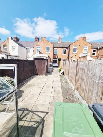 3 bedroom Terraced House to let in Healey Street, Wigston, LE18