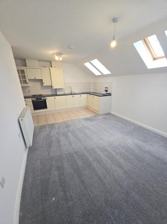 2 bedroom Flat to let in Old School Court, Kibworth, LE8