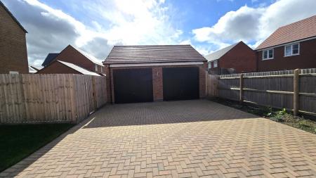4 bedroom Detached house to let in Bantam Way (Plot 63), Nuneaton, CV11