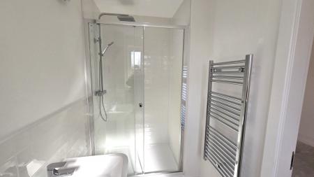 4 bedroom Detached house to let in Bantam Way (Plot 63), Nuneaton, CV11