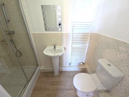 4 bedroom Semi-detached house to let in Yaffle Crescent, Desborough, NN14