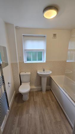 2 bedroom Flat to let in Old School Court, Kibworth Beauchamp, LE8