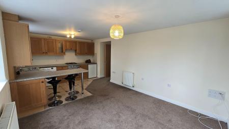 2 bedroom Flat to let in Old School Court, Kibworth Beauchamp, LE8