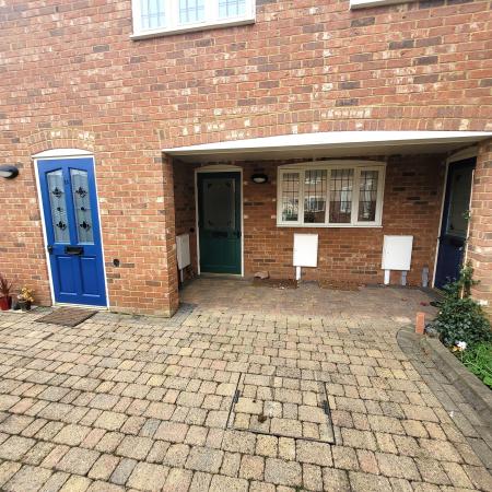 2 bedroom Cottage to let in Martins Yard, Market Harborough, LE16