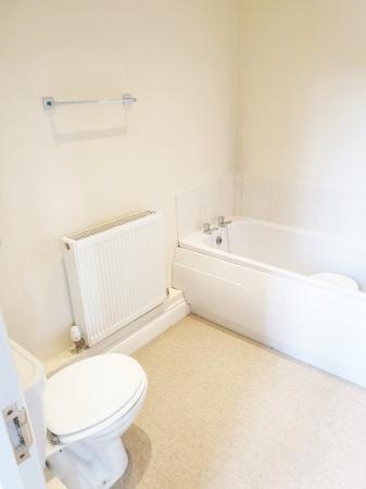 2 bedroom Flat to let in St Marys Road, Market Harborough, LE16