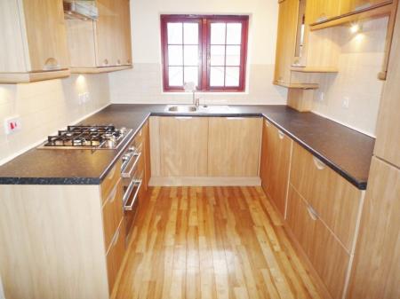 2 bedroom Flat to let in St Marys Road, Market Harborough, LE16