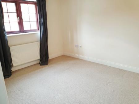 2 bedroom Flat to let in St Marys Road, Market Harborough, LE16