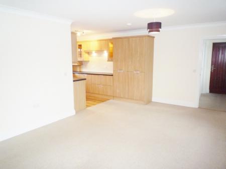 2 bedroom Flat to let in St Marys Road, Market Harborough, LE16