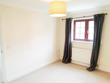 2 bedroom Flat to let in St Marys Road, Market Harborough, LE16