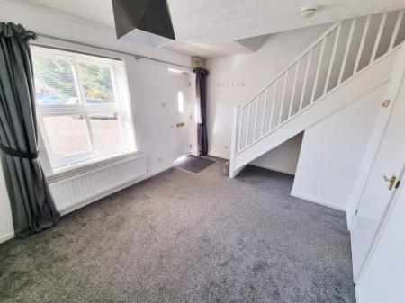 1 bedroom Semi-detached house to let in Britannia Walk, Market Harborough, LE16