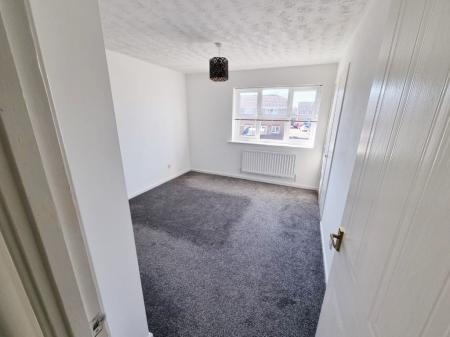 1 bedroom Semi-detached house to let in Britannia Walk, Market Harborough, LE16