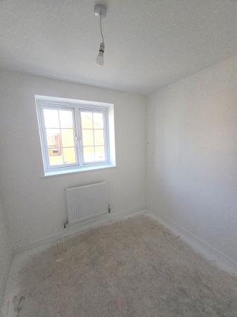 3 bedroom Semi-detached house to let in Bechstein Close, Hinckley, LE10