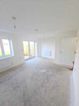 3 bedroom Semi-detached house to let in Hayloft Way, Nuneaton, CV11