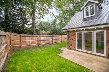 1 bedroom Mews house to let in The Mews 38 Fairfield Road, Market Harborough, LE16