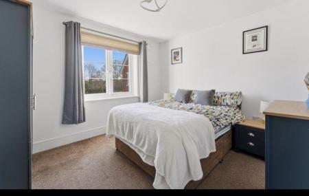 4 bedroom Detached house to let in Burton Street, Farndon Fields, Market Harborough, LE16