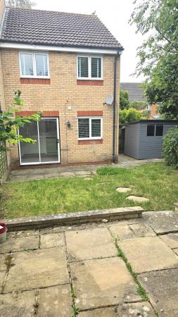 3 bedroom Terraced House to let in Thatchmeadow Drive, Market Harborough, LE16