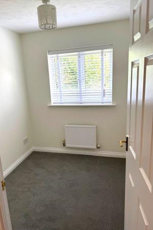 3 bedroom Terraced House to let in Thatch Meadow Drive, Market Harborough, LE16