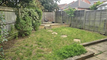3 bedroom Terraced House to let in Thatchmeadow Drive, Market Harborough, LE16