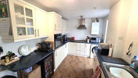 3 bedroom Detached house to let in Overdale Close, Market Harborough, LE16