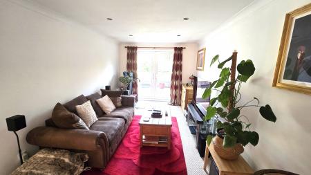 3 bedroom Detached house to let in Overdale Close, Market Harborough, LE16