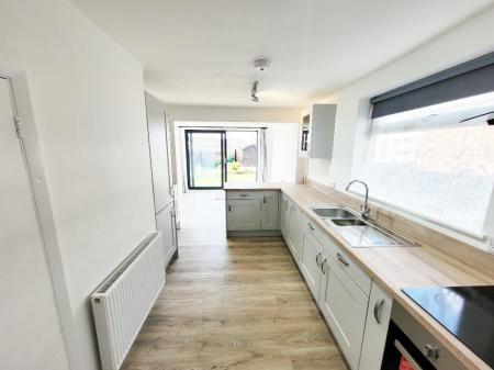 3 bedroom Bungalow to let in Balfour Gardens, Market Harborough, LE16