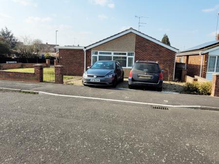 3 bedroom Bungalow to let in Balfour Gardens, Market Harborough, LE16