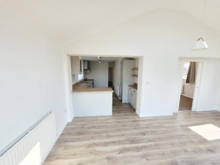 3 bedroom Bungalow to let in Balfour Gardens, Market Harborough, LE16