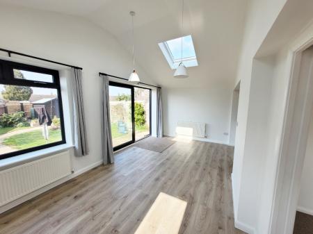 3 bedroom Bungalow to let in Balfour Gardens, Market Harborough, LE16
