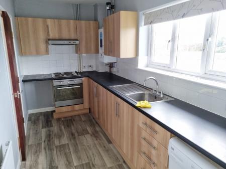 2 bedroom Flat to let in Weir Road, Kibworth Beauchamp, LE8