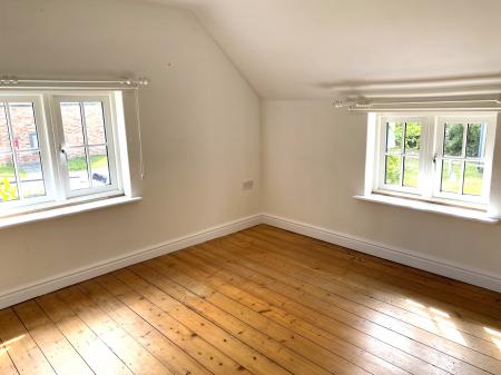 2 bedroom Cottage to let in Main Street, East Leicestershire, Kings Norton, LE7