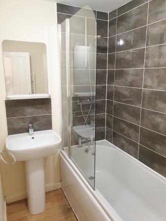 2 bedroom Terraced House to let in Angell Drive, Farndon Fields, Market Harborough, LE16