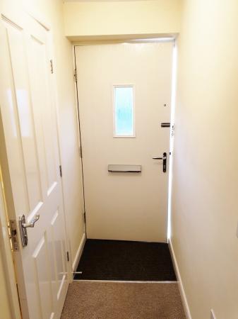 2 bedroom Terraced House to let in Angell Drive, Farndon Fields, Market Harborough, LE16