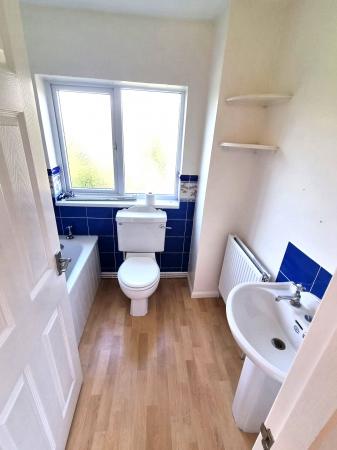 3 bedroom Semi-detached house to let in Worcester Drive, Market Harborough, LE16