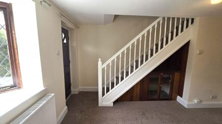 2 bedroom Semi-detached house to let in Bell Lane, Husbands Bosworth, LE17