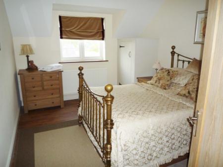 3 bedroom Flat to let in Wistow Lane, Kibworth Harcourt, LE8