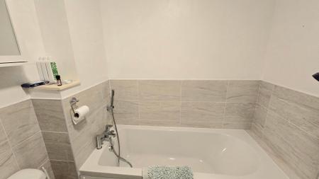 2 bedroom Terraced House to let in Woodbreach Drive, Market Harborough, LE16