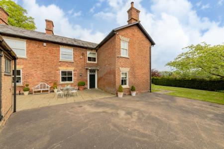 4 bedroom Detached house to let in Main Street, Wartnaby, LE14