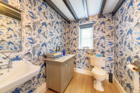 4 bedroom Detached house to let in Main Street, Wartnaby, LE14