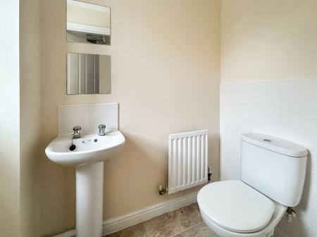 3 bedroom Terraced House for sale in Houghton Close, Asfordby Hill, LE14