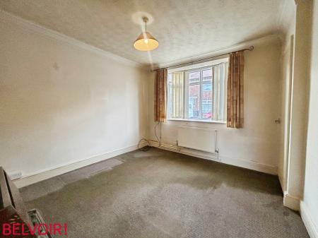 2 bedroom Terraced House for sale in Kings Road, Oakham, LE15