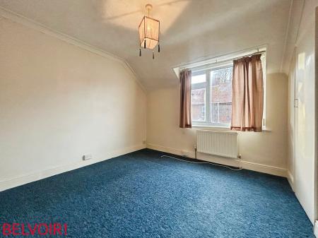 2 bedroom Terraced House for sale in Kings Road, Oakham, LE15