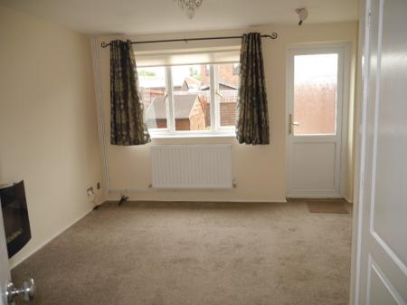 2 bedroom Town house to let in Swift Close, Melton Mowbray, LE13
