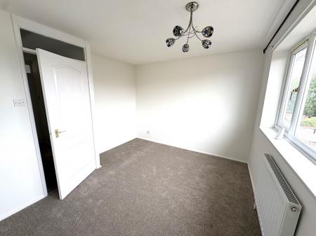 2 bedroom Town house to let in Swift Close, Melton Mowbray, LE13