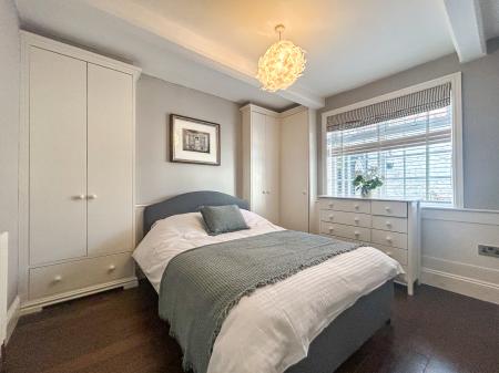 2 bedroom Flat to let in Church Lane, Long Clawson, LE14