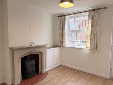 1 bedroom Terraced House to let in Main Street, Asfordby, LE14