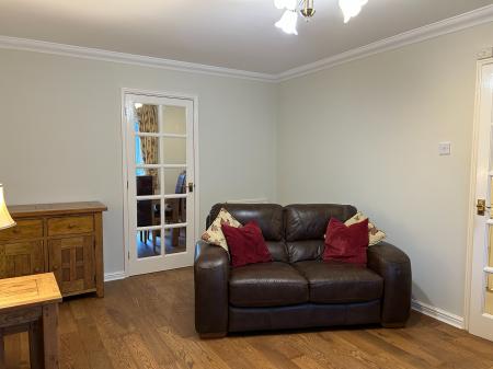 4 bedroom Detached house to let in Darcy Gardens, Melton Mowbray, LE13