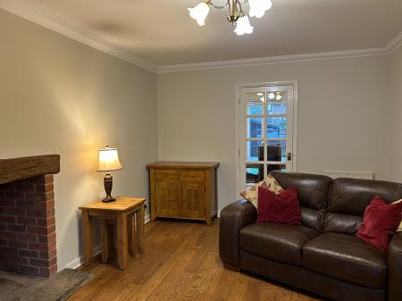 4 bedroom Detached house to let in Darcy Gardens, Melton Mowbray, LE13